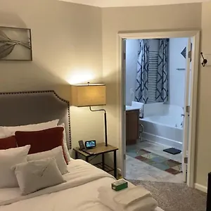 Pprevalon Guest house Charlotte